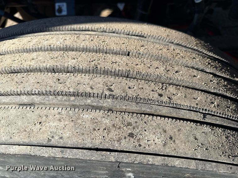 image for item DQ6673 2014 Kenworth T680 semi truck