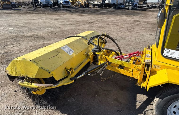 image for item DQ6674 2018 Superior Broom SM74-J broom