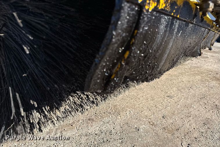 image for item DQ6674 2018 Superior Broom SM74-J broom