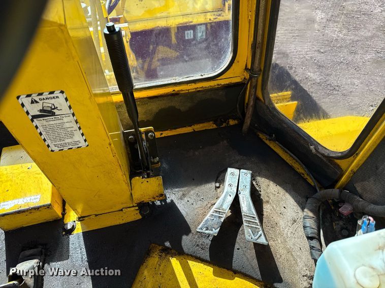 image for item DQ6674 2018 Superior Broom SM74-J broom