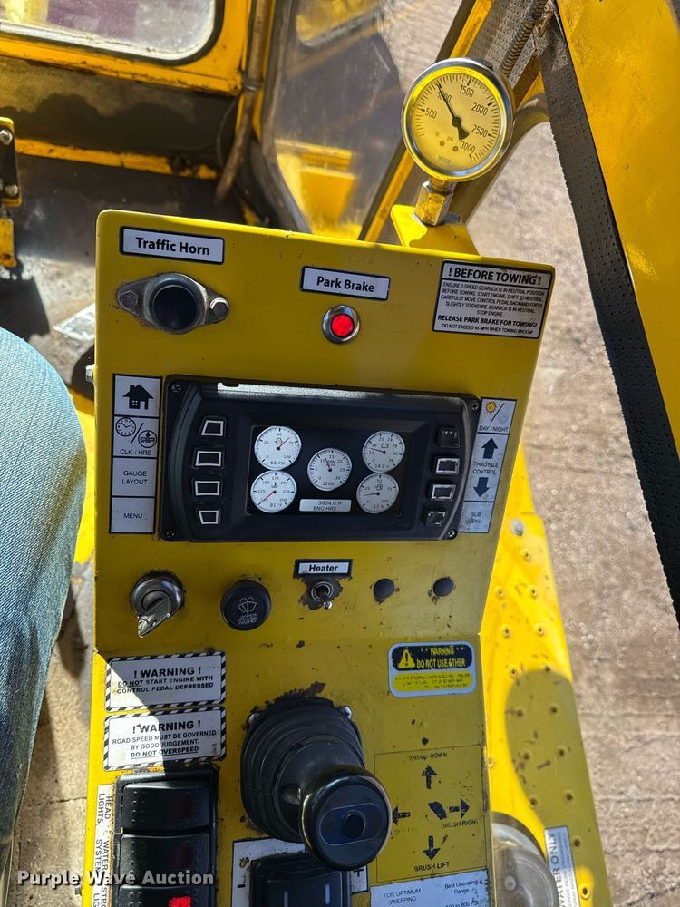 image for item DQ6674 2018 Superior Broom SM74-J broom