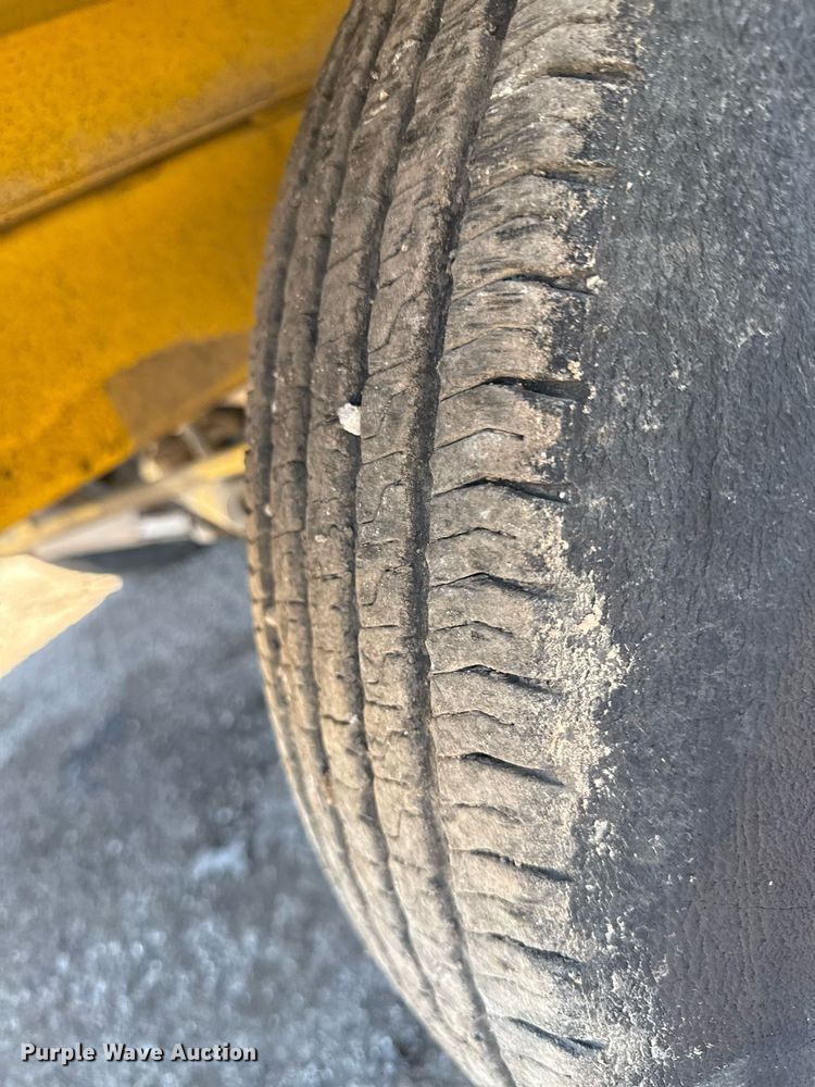 image for item DQ6674 2018 Superior Broom SM74-J broom