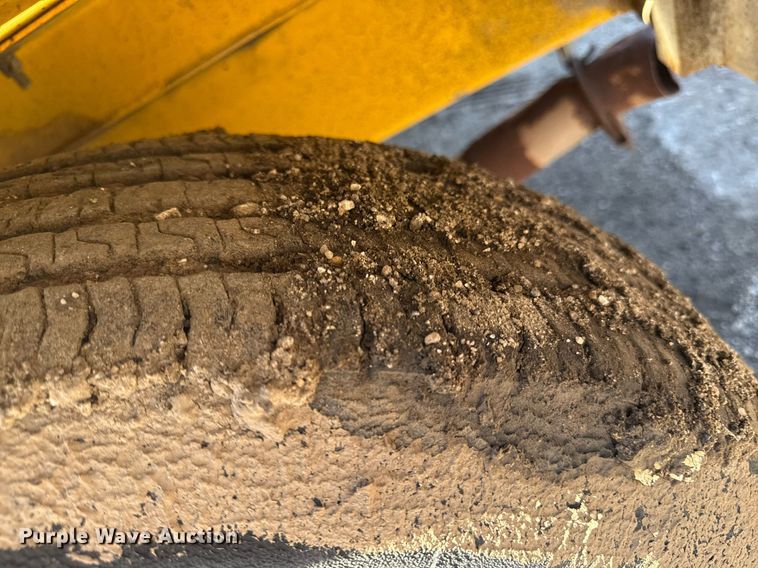 image for item DQ6674 2018 Superior Broom SM74-J broom