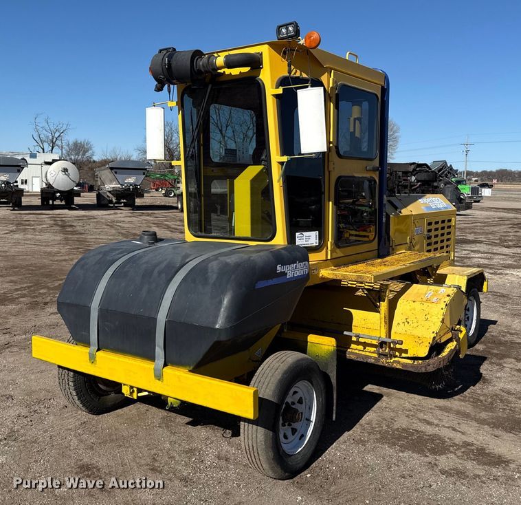 image for item DQ6675 2014 Superior Broom DT80-J broom