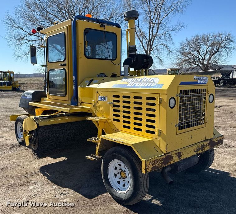 image for item DQ6675 2014 Superior Broom DT80-J broom