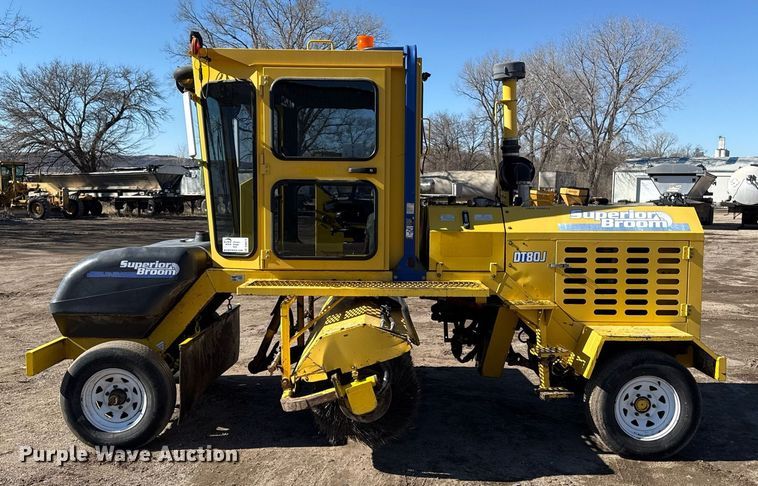 image for item DQ6675 2014 Superior Broom DT80-J broom