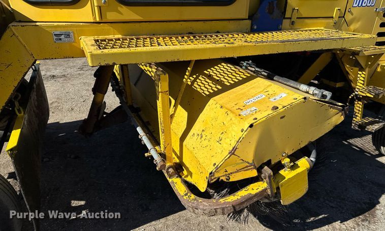 image for item DQ6675 2014 Superior Broom DT80-J broom