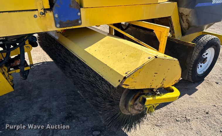 image for item DQ6675 2014 Superior Broom DT80-J broom