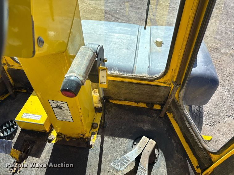 image for item DQ6675 2014 Superior Broom DT80-J broom