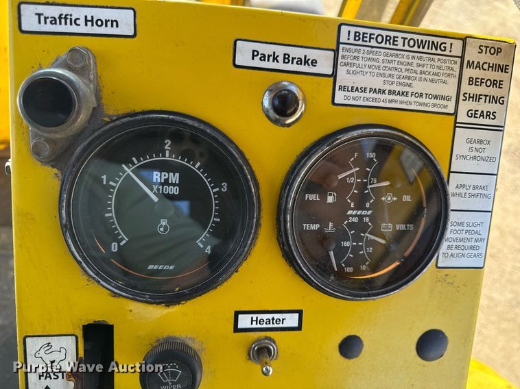 image for item DQ6675 2014 Superior Broom DT80-J broom