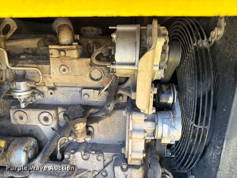 image for item DQ6675 2014 Superior Broom DT80-J broom