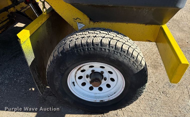 image for item DQ6675 2014 Superior Broom DT80-J broom