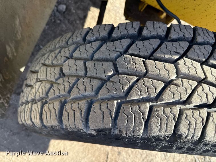 image for item DQ6675 2014 Superior Broom DT80-J broom