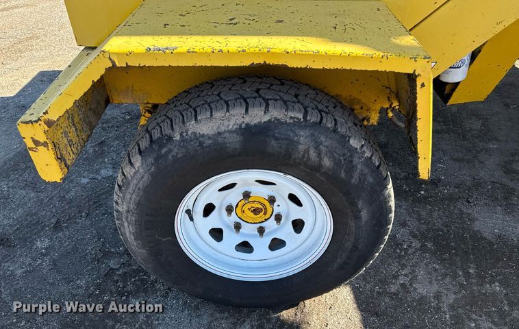 image for item DQ6675 2014 Superior Broom DT80-J broom