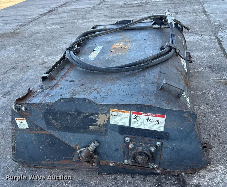 image for item DQ6676 Virnig skid steer broom