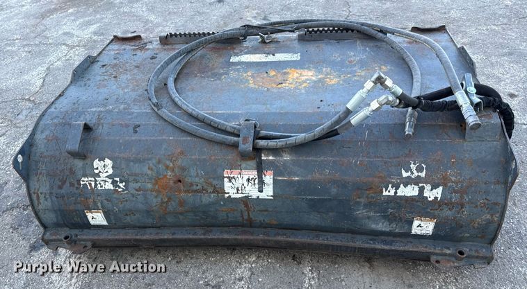 image for item DQ6676 Virnig skid steer broom