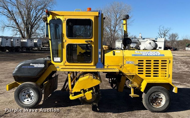 image for item DQ6677 2014 Superior Broom DT80-J broom