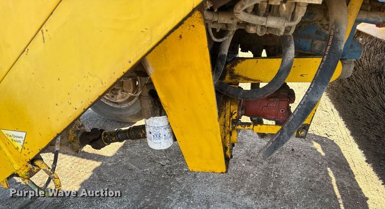 image for item DQ6677 2014 Superior Broom DT80-J broom