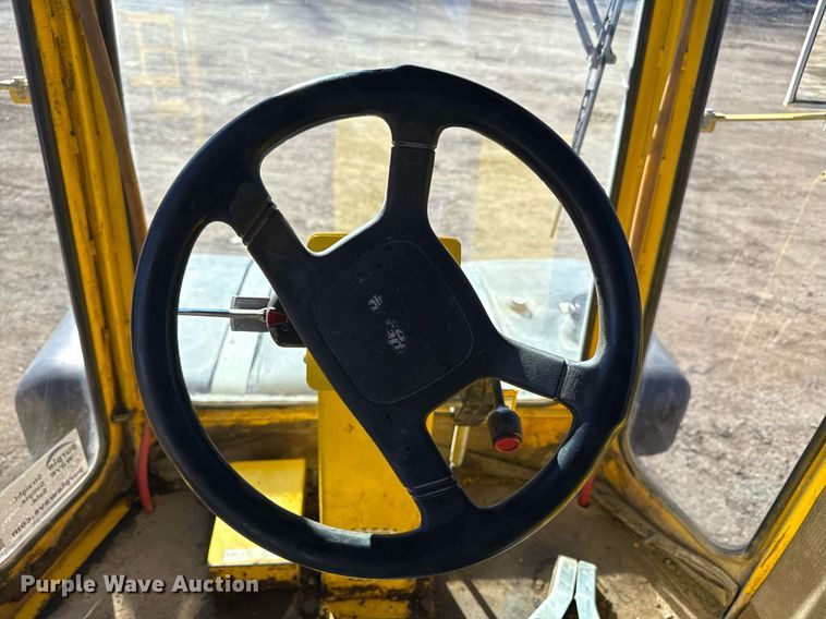 image for item DQ6677 2014 Superior Broom DT80-J broom