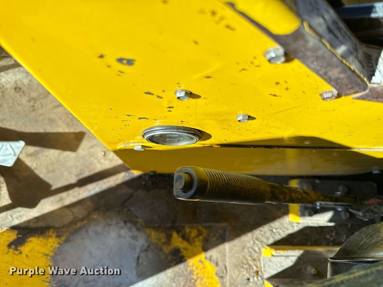 image for item DQ6677 2014 Superior Broom DT80-J broom