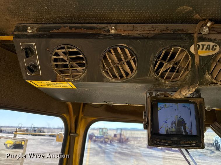 image for item DQ6677 2014 Superior Broom DT80-J broom