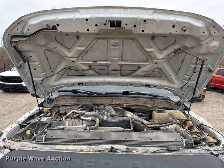 image for item DQ6689 2016 Ford F550 Super Duty utility / service truck