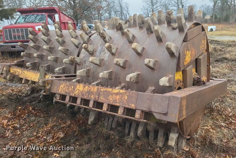 image for item DS5247 Shovel Supply Co. 120 sheepsfoot roller