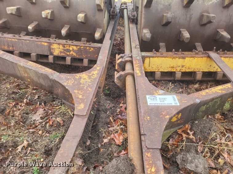 image for item DS5247 Shovel Supply Co. 120 sheepsfoot roller