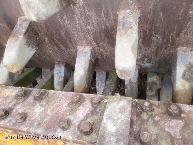 image for item DS5247 Shovel Supply Co. 120 sheepsfoot roller