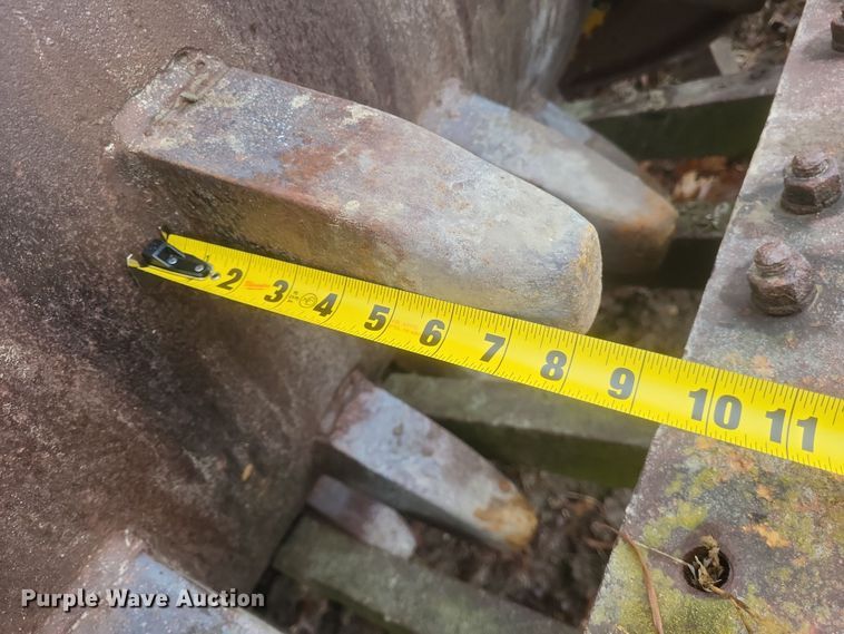 image for item DS5247 Shovel Supply Co. 120 sheepsfoot roller