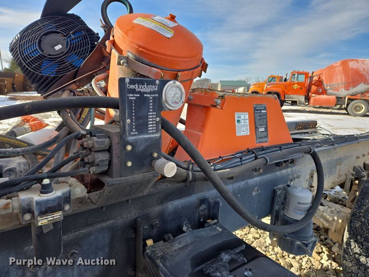 image for item DS5271 2020 Western Star 4700SF ready mix tuck cab and chassis