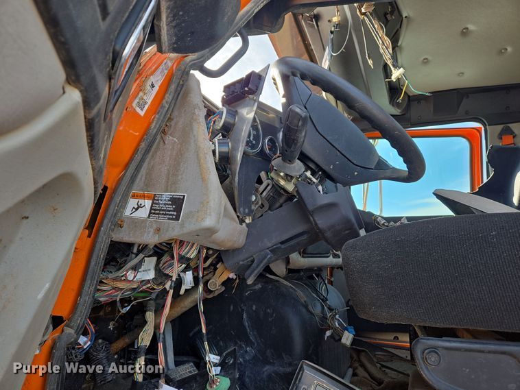 image for item DS5271 2020 Western Star 4700SF ready mix tuck cab and chassis