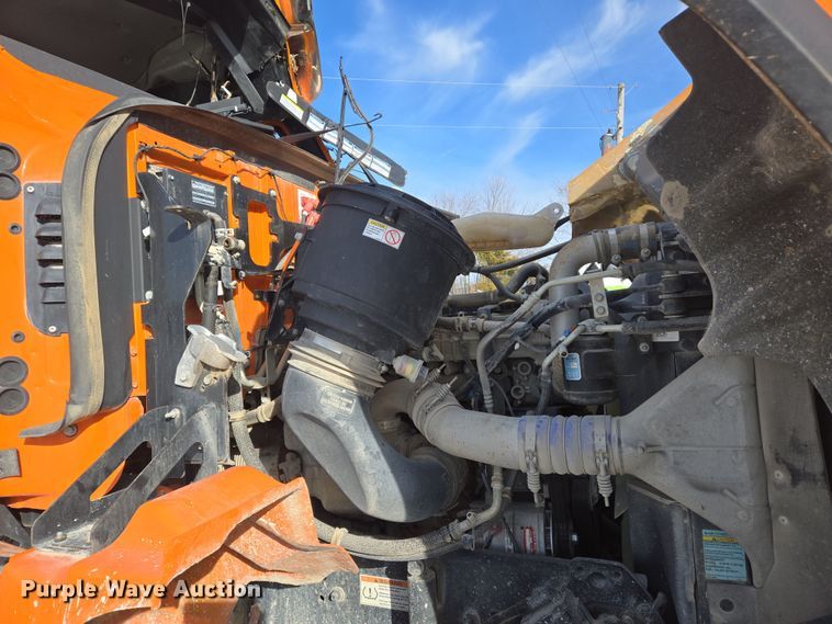 image for item DS5271 2020 Western Star 4700SF ready mix tuck cab and chassis