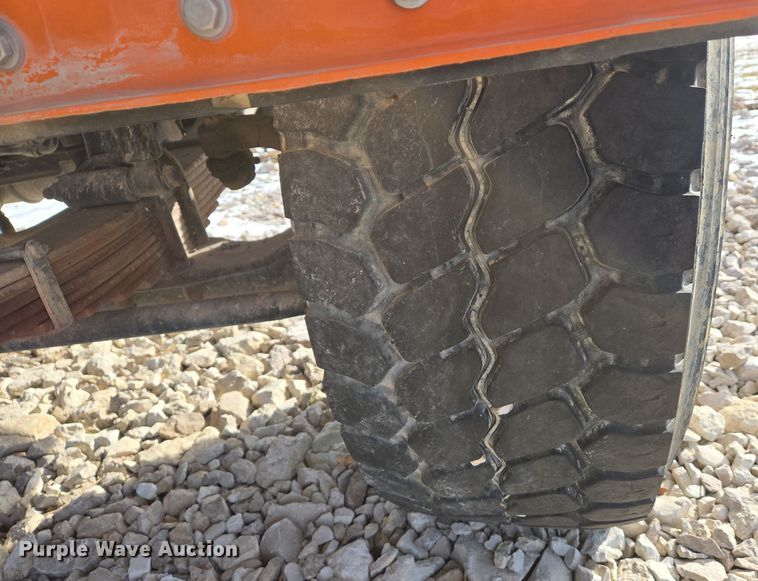 image for item DS5271 2020 Western Star 4700SF ready mix tuck cab and chassis