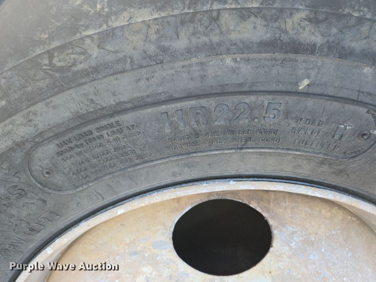 image for item DS5271 2020 Western Star 4700SF ready mix tuck cab and chassis