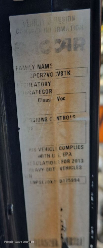 image for item DS5272 2012 Peterbilt semi truck cab