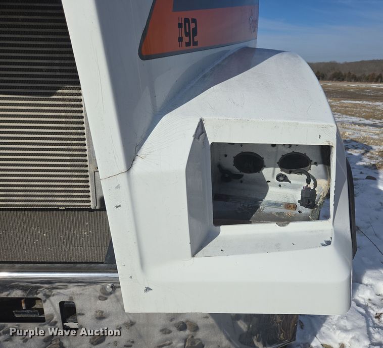 image for item DS5273 2015 Western Star 4700SF ready mix truck cab and chassis