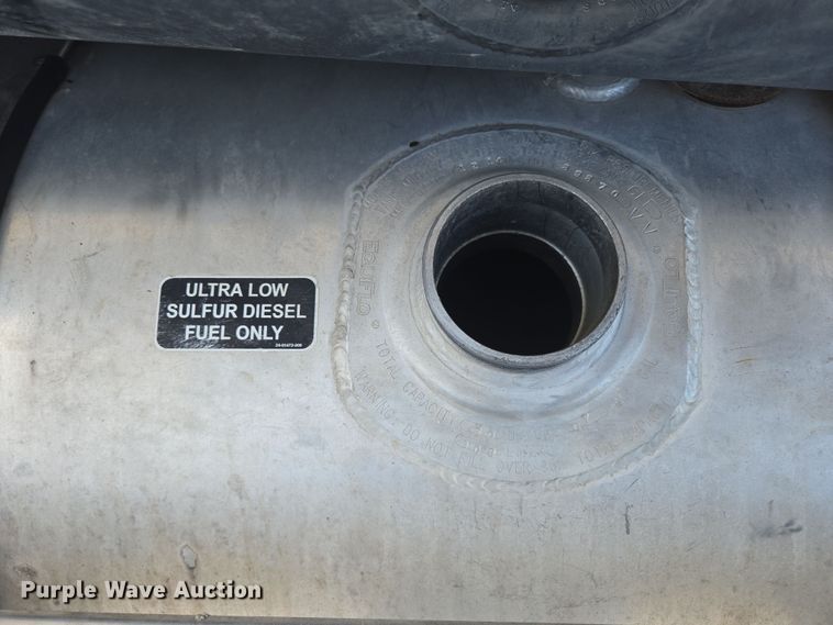 image for item DS5273 2015 Western Star 4700SF ready mix truck cab and chassis