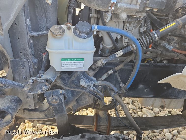 image for item DS5273 2015 Western Star 4700SF ready mix truck cab and chassis