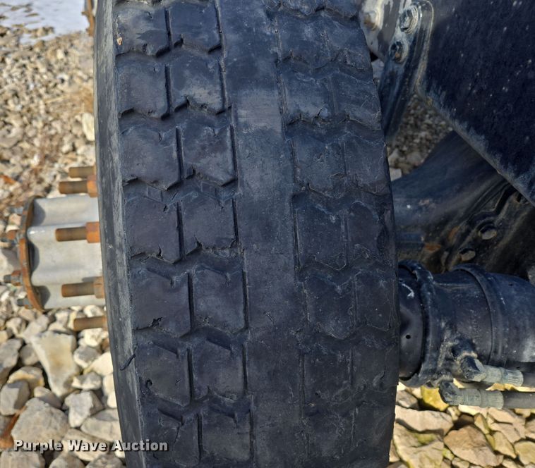 image for item DS5273 2015 Western Star 4700SF ready mix truck cab and chassis