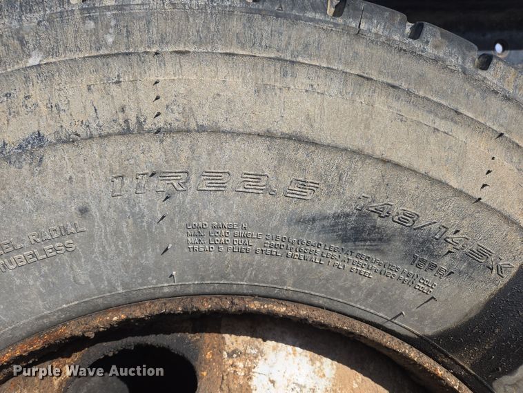 image for item DS5273 2015 Western Star 4700SF ready mix truck cab and chassis