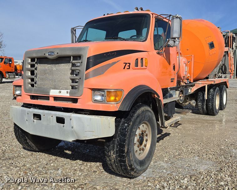 image for item DS5274 2003 Sterling L-Line ready mix truck