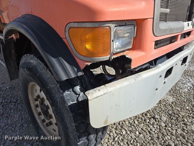 image for item DS5274 2003 Sterling L-Line ready mix truck