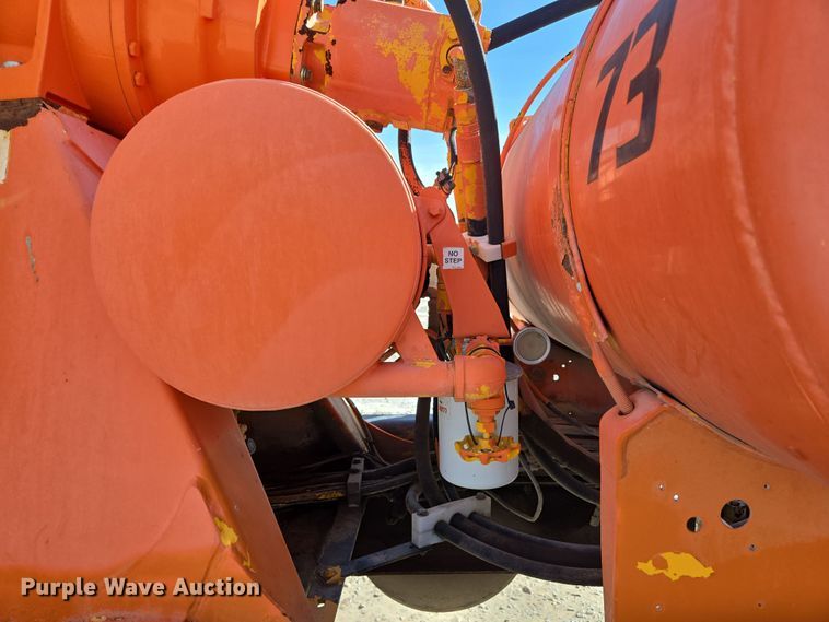 image for item DS5274 2003 Sterling L-Line ready mix truck