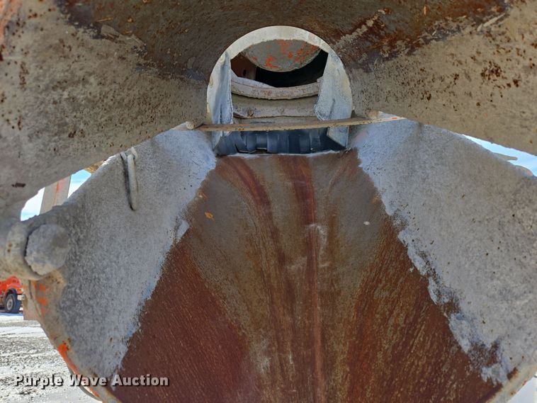 image for item DS5274 2003 Sterling L-Line ready mix truck