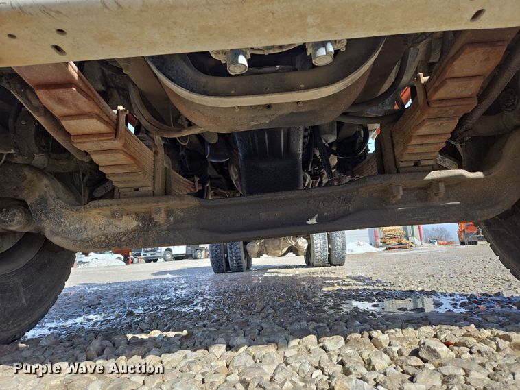 image for item DS5274 2003 Sterling L-Line ready mix truck