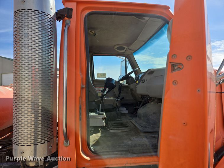 image for item DS5274 2003 Sterling L-Line ready mix truck