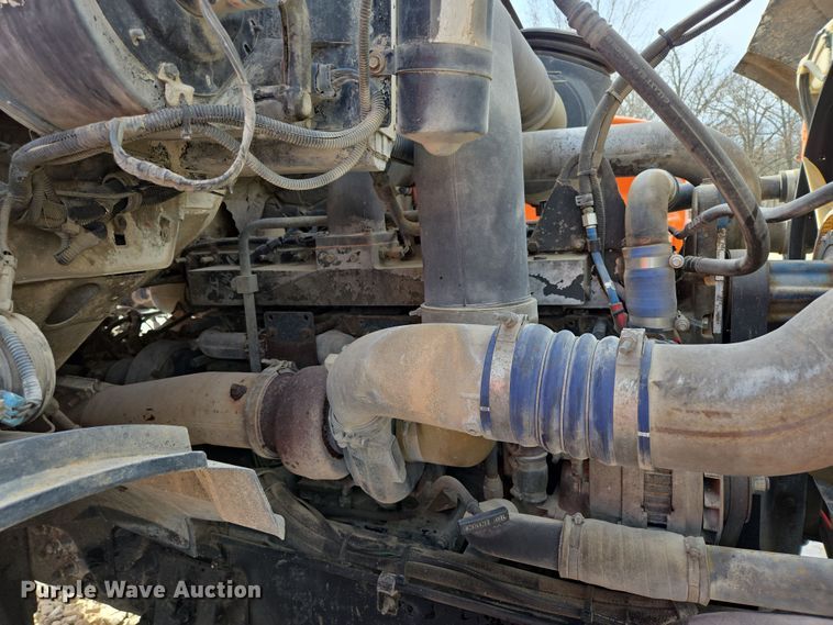 image for item DS5274 2003 Sterling L-Line ready mix truck