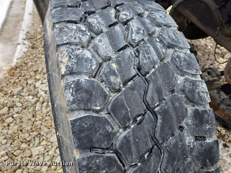 image for item DS5274 2003 Sterling L-Line ready mix truck