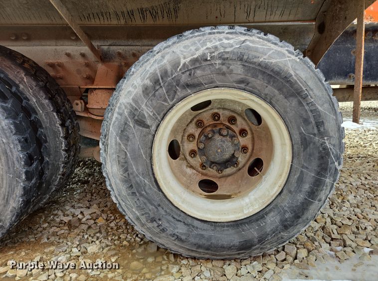 image for item DS5274 2003 Sterling L-Line ready mix truck